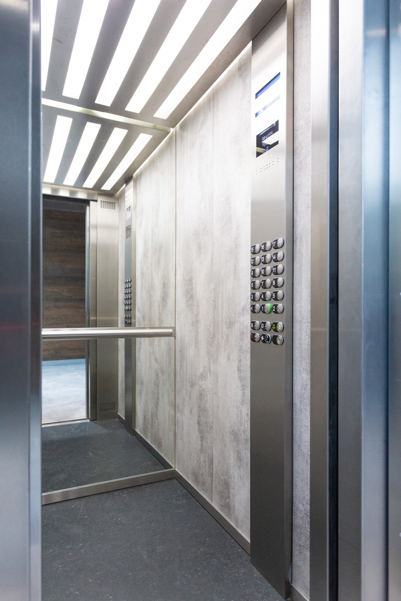 ¿Qué debemos tener en cuenta a la hora de solicitar la instalación de ascensor en la comunidad?
